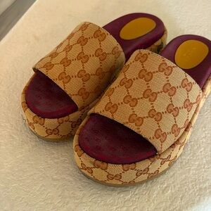 Gucci platform slides. EUC!! Only worn twice, tan with burgundy G’s.